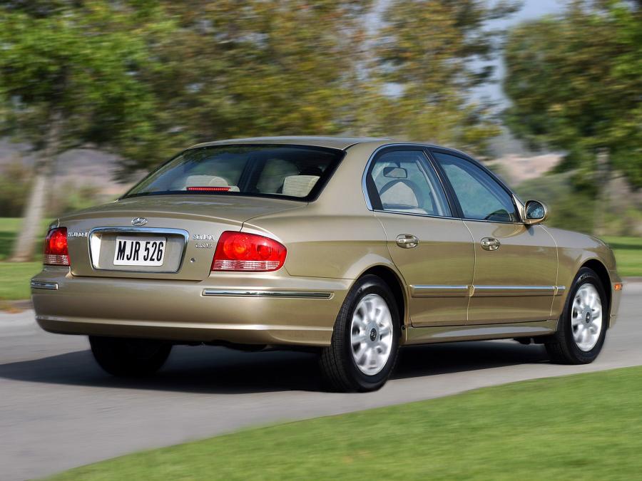  Hyundai Sonata 2001 года  (US) (фото 2 из 8)